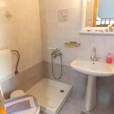 Kentia アパート *